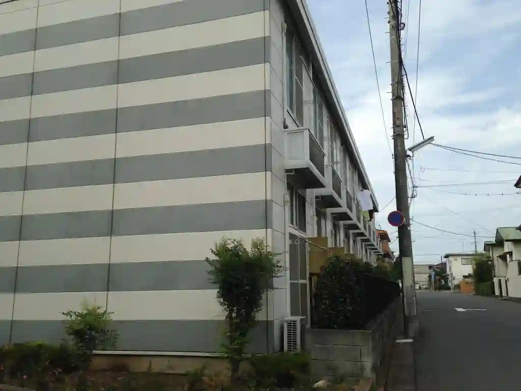 レオパレス城 外観